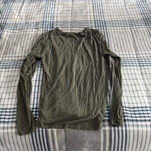 Cuddl Duds Olive Green Women's Long Sleeve Tee